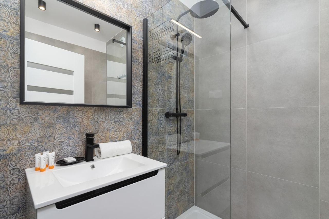קרקוב Modern Studio Cracow Rakowicka 14 By Noclegi Renters מראה חיצוני תמונה